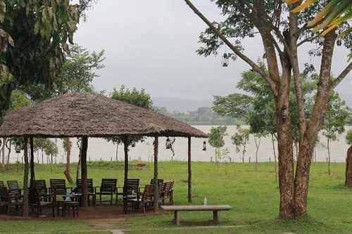 The Serai Kabini Hotel Begūr Kültér fotó